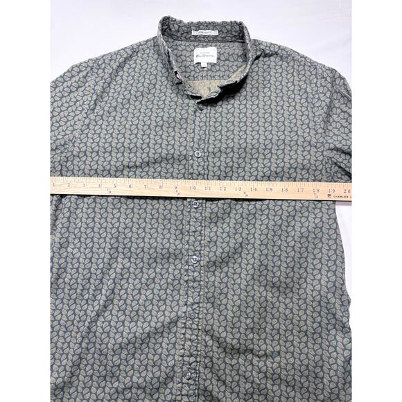 Ben Sherman Men's Stretch Fit Long Sleeve Paisley Button-Down Shirt - Size M - Picture 4 of 4